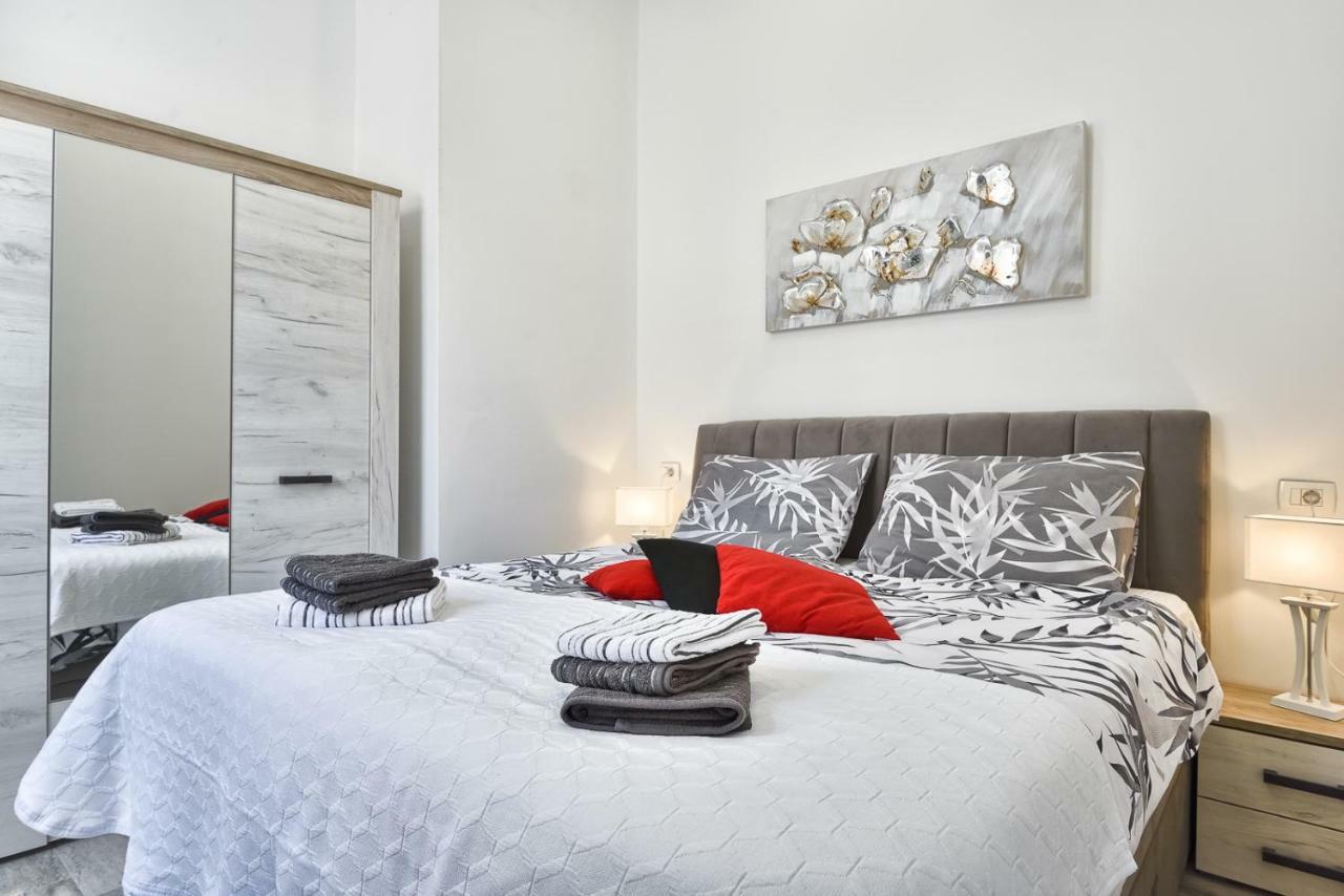 Apartment 20M From Arena 普拉 外观 照片